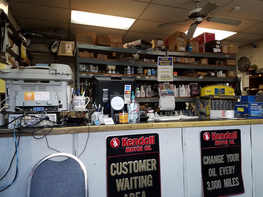 Franklin Specialist-Nissan auto repair shop